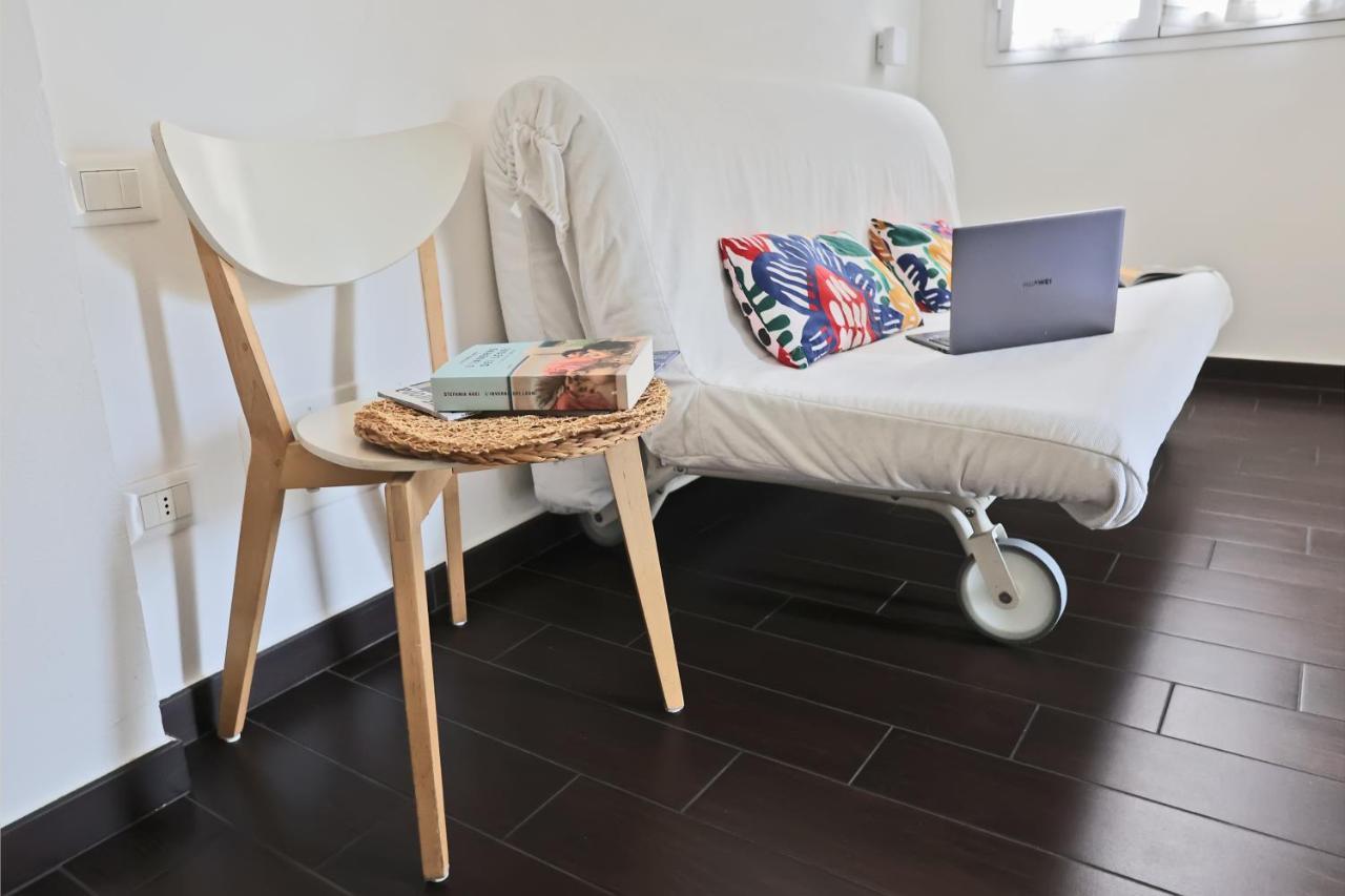 Casa Vacanze Aurora Centro Римини Екстериор снимка