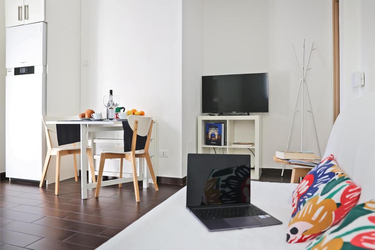 Casa Vacanze Aurora Centro Римини Екстериор снимка