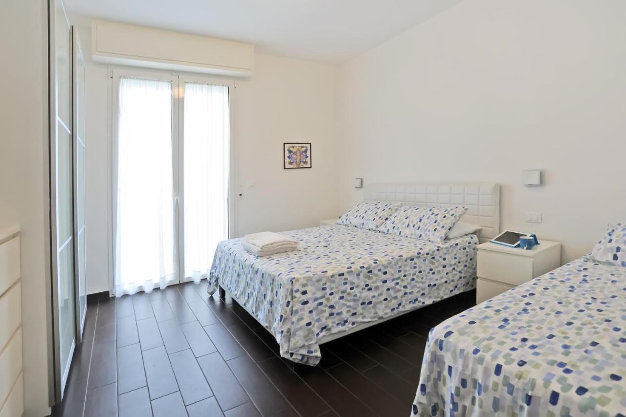Casa Vacanze Aurora Centro Римини Екстериор снимка