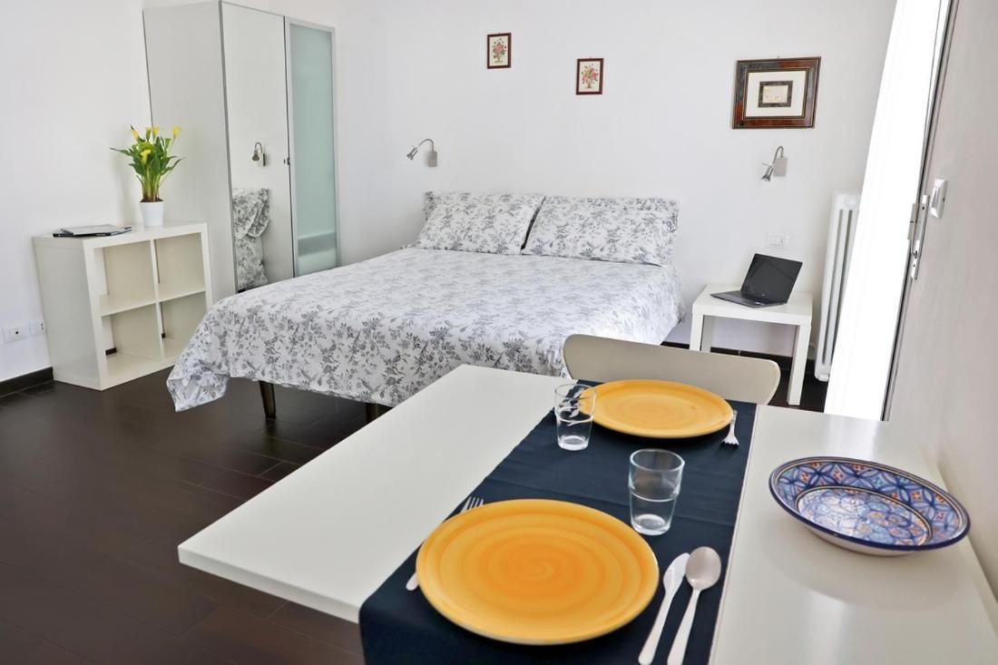 Casa Vacanze Aurora Centro Римини Екстериор снимка