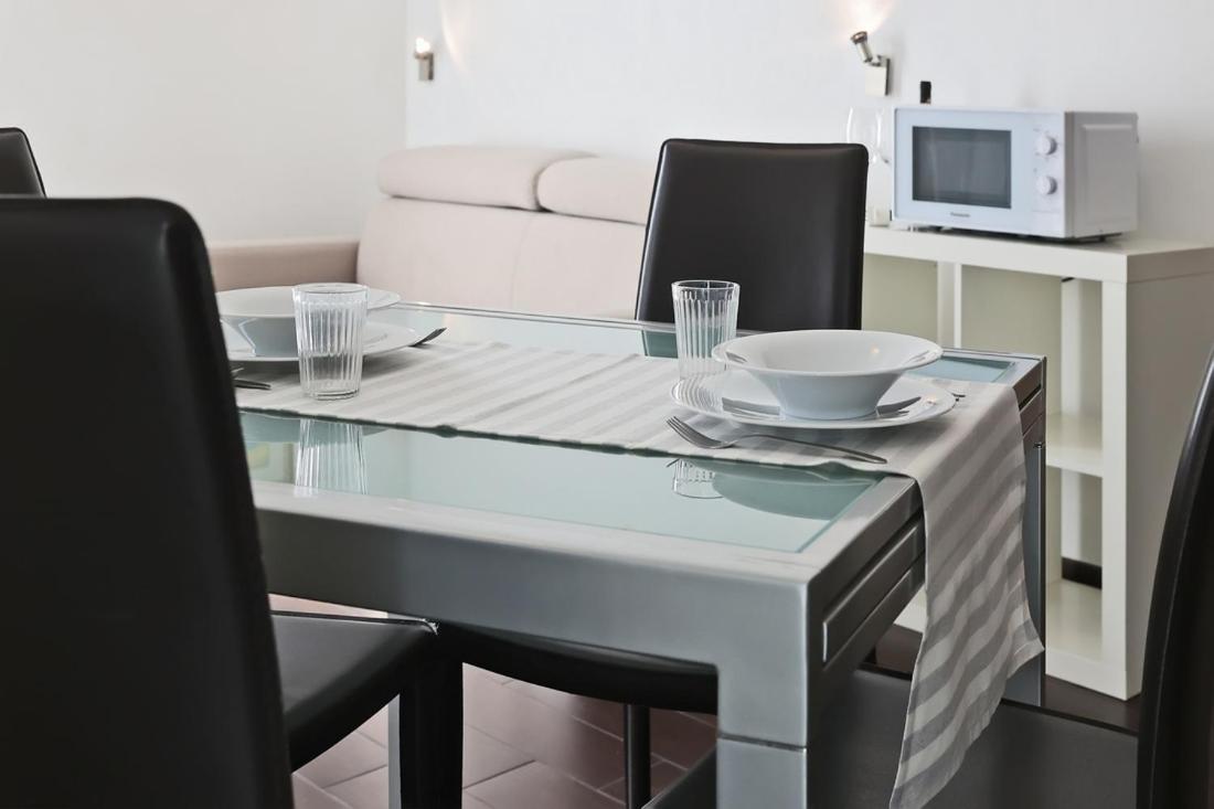 Casa Vacanze Aurora Centro Римини Екстериор снимка